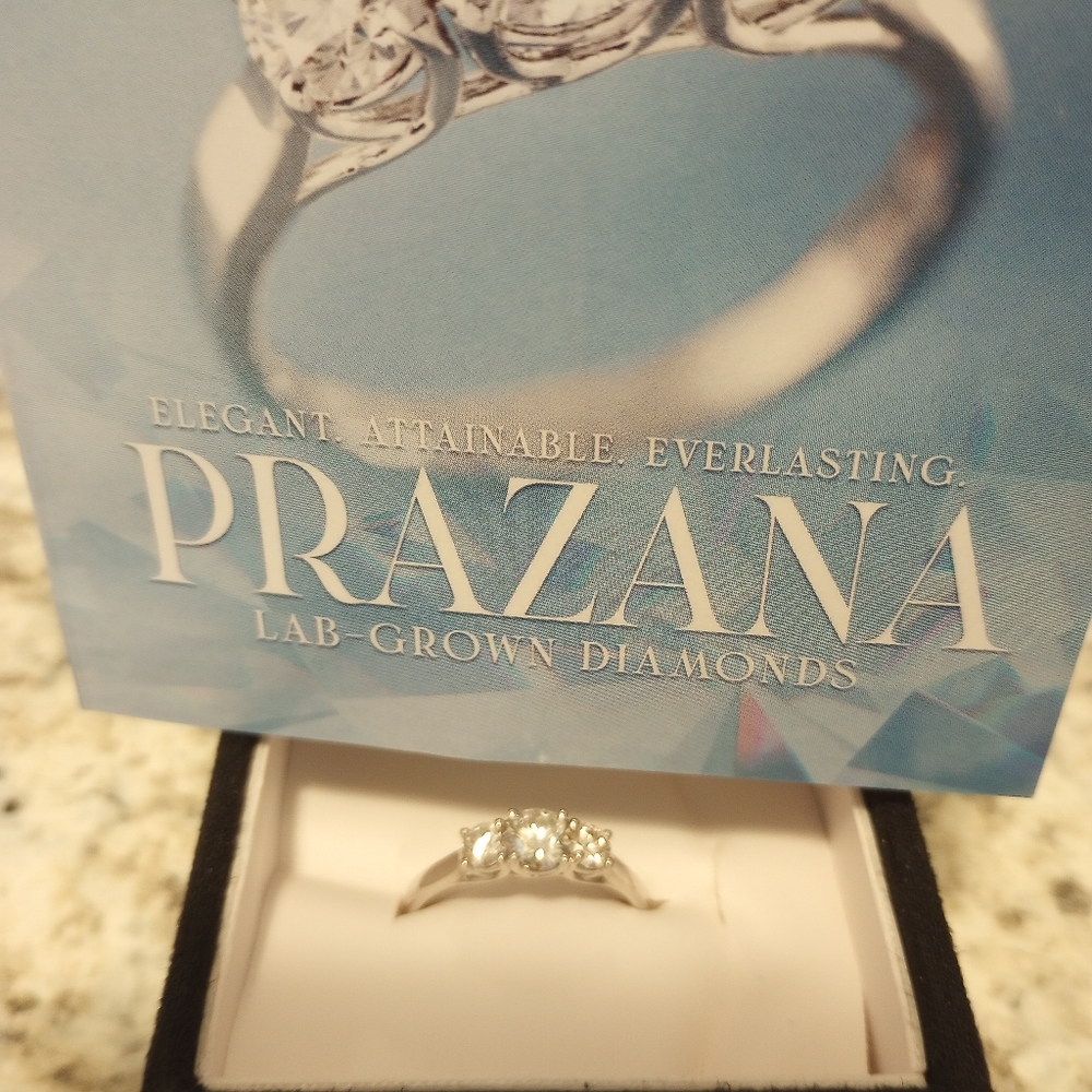 1 carat diamond ring